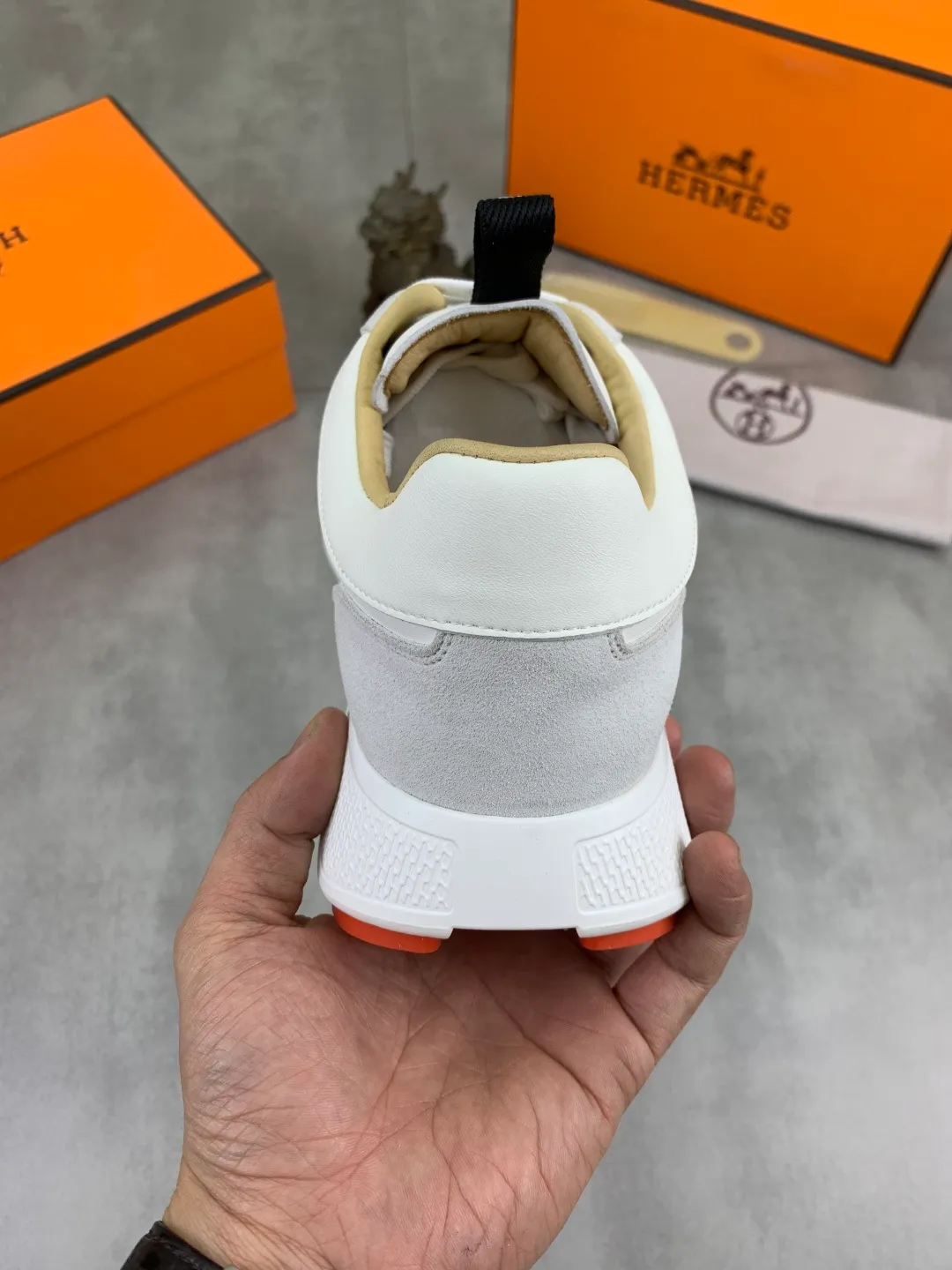 Men's shoes 💰P460 new style [HERMES] Hermès - High-end quality original order - Upper: 🔝 Napa calfskin, sewn brand 'H' totem - Inner: water-dyed cowhide - Outsole: ultra-light TPU foam; molded outsole - Ultra-high quality control·Fine workmanship: highlighted (high-end·luxury·grade) -Size: 38-44 (45 can be customized)·